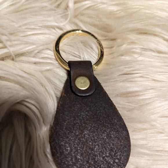 Etienne Aigner 90's keychain keyring - Picture 2 of 2